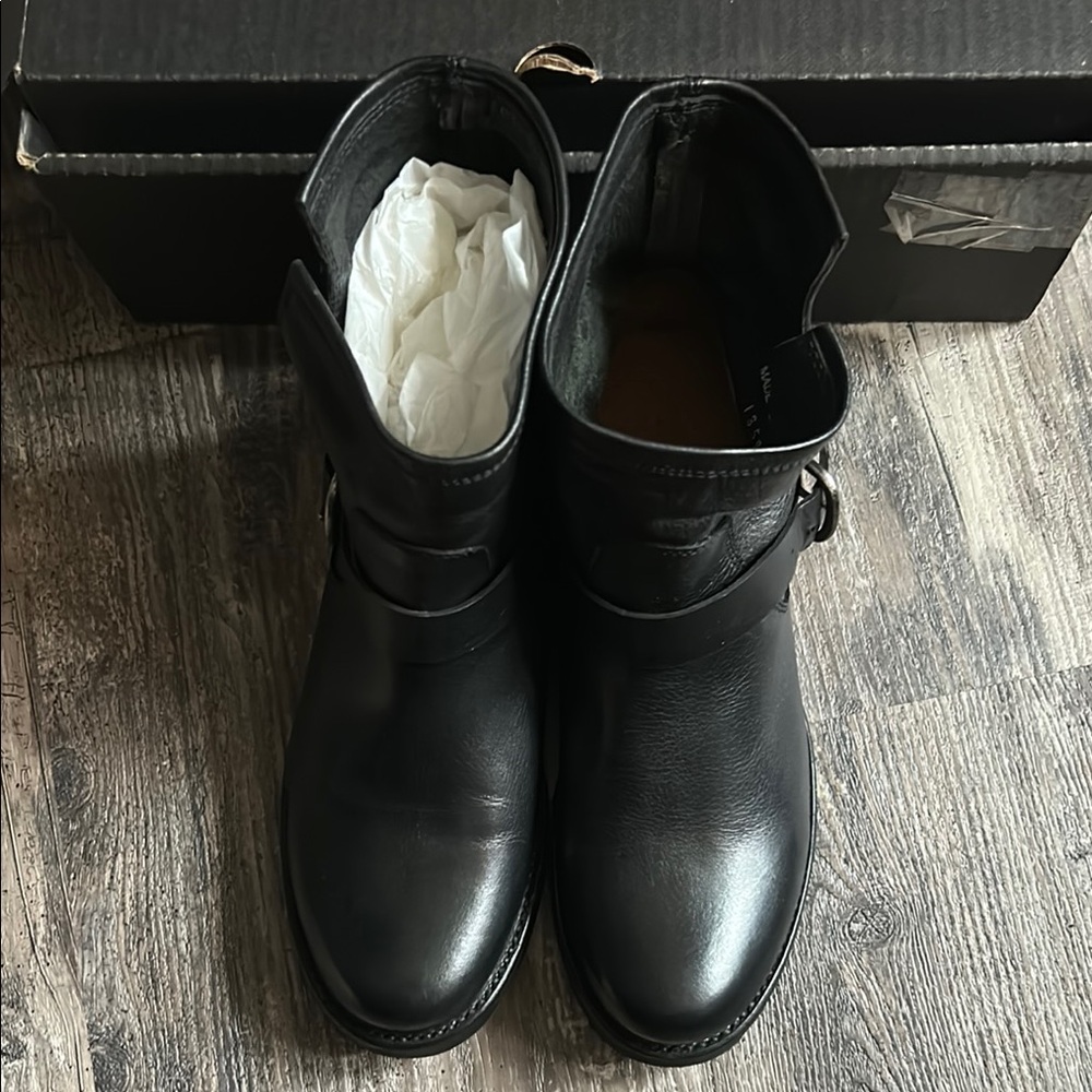 FRYE women’s boots ⚡️⚡️⚡️